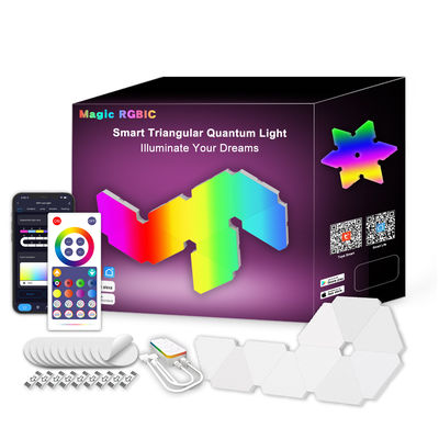 Ein guter Preis. RoHS RGB Wandlampe 5V 10W LED Dreieckswandleuchten Intelligente Farbsteuerung Online
