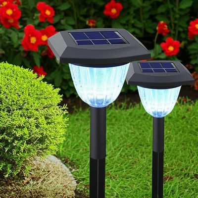 Ein guter Preis. Stilvolle Solar-Gartenlampen mit 8-10 Stunden Akkulaufzeit für schöne und funktionale Gärten Online